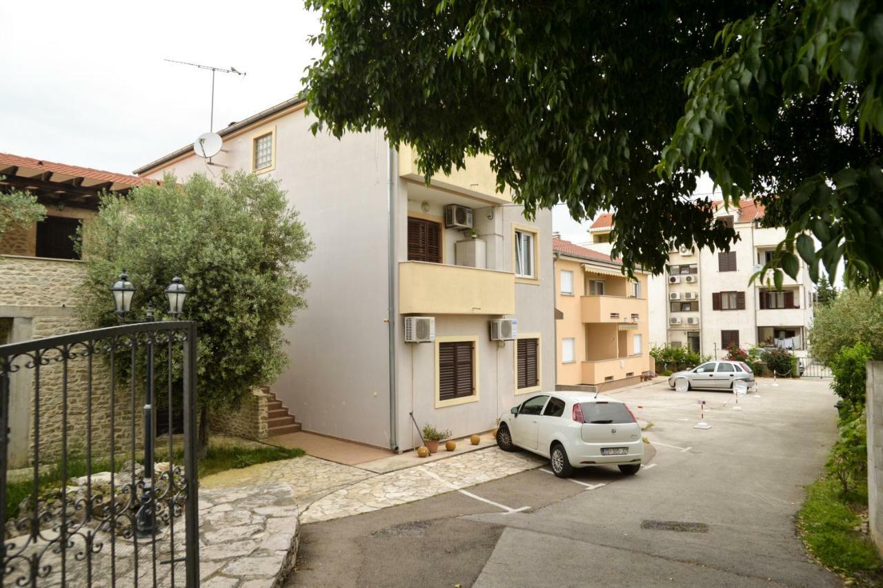 Latmo Apartment Ζαντάρ Εξωτερικό φωτογραφία